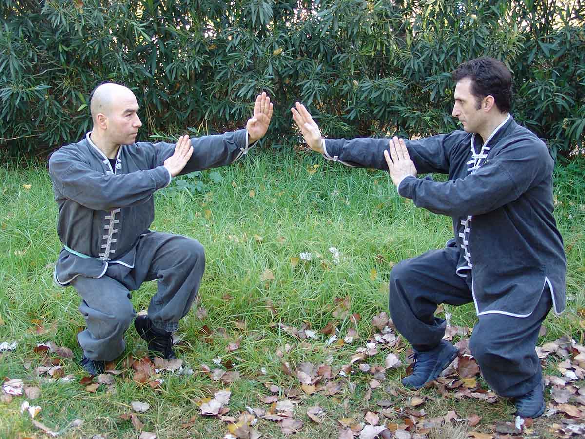 Eagle Claw Kung Fu Fighting Position - Θέση Μάχης